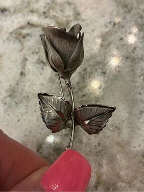 Beautiful Giovanni Rose Broach from the 1950’s , 60’s